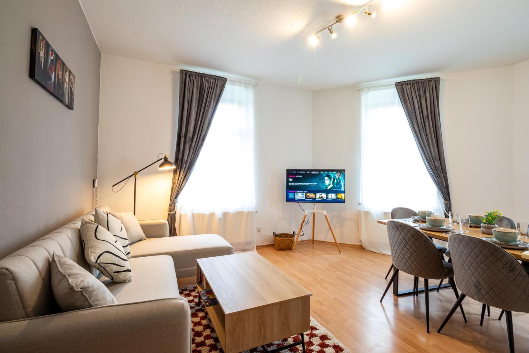 Stadtnatur Apartment Am Kuechwald - Mit Balkon, Streaming-Tv, Badewanne, Arbeitsplatz Chemnitz Ngoại thất bức ảnh