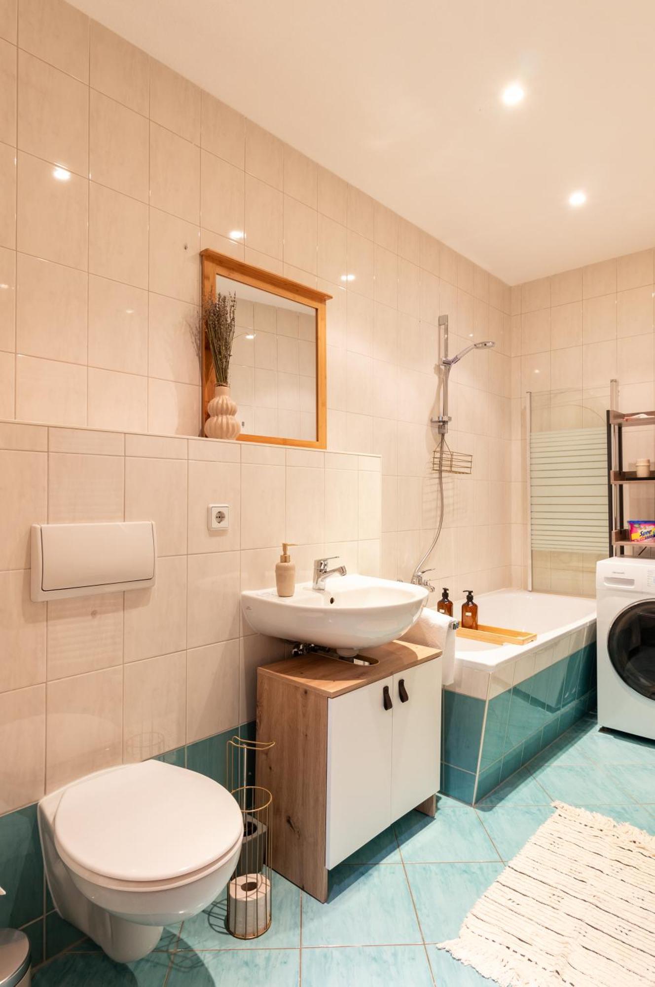 Stadtnatur Apartment Am Kuechwald - Mit Balkon, Streaming-Tv, Badewanne, Arbeitsplatz Chemnitz Ngoại thất bức ảnh