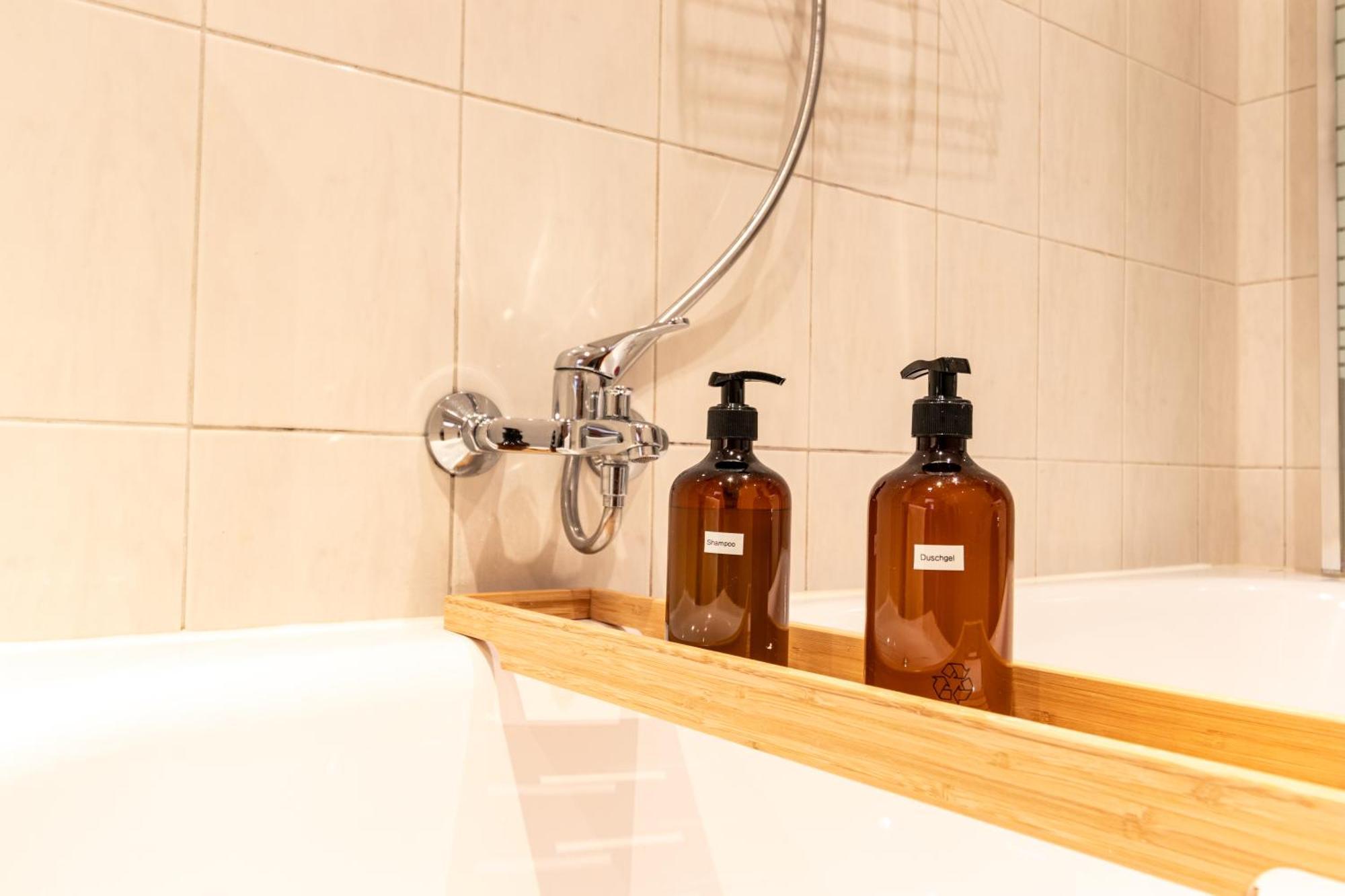 Stadtnatur Apartment Am Kuechwald - Mit Balkon, Streaming-Tv, Badewanne, Arbeitsplatz Chemnitz Ngoại thất bức ảnh