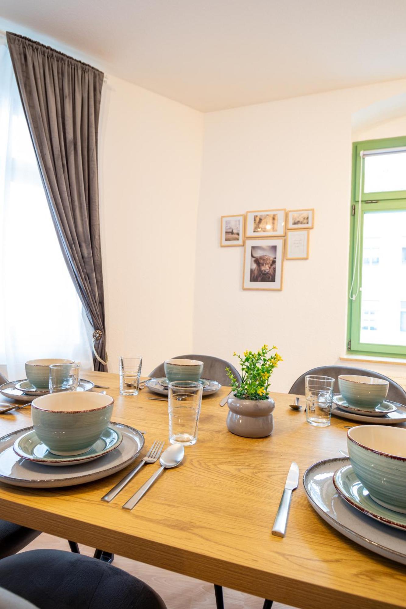 Stadtnatur Apartment Am Kuechwald - Mit Balkon, Streaming-Tv, Badewanne, Arbeitsplatz Chemnitz Ngoại thất bức ảnh