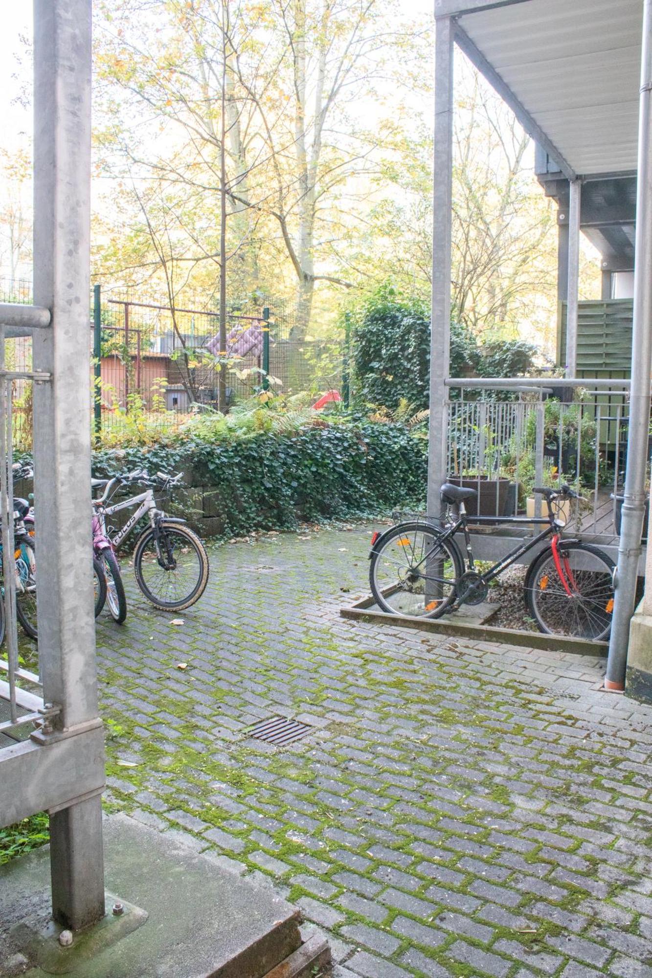 Stadtnatur Apartment Am Kuechwald - Mit Balkon, Streaming-Tv, Badewanne, Arbeitsplatz Chemnitz Ngoại thất bức ảnh
